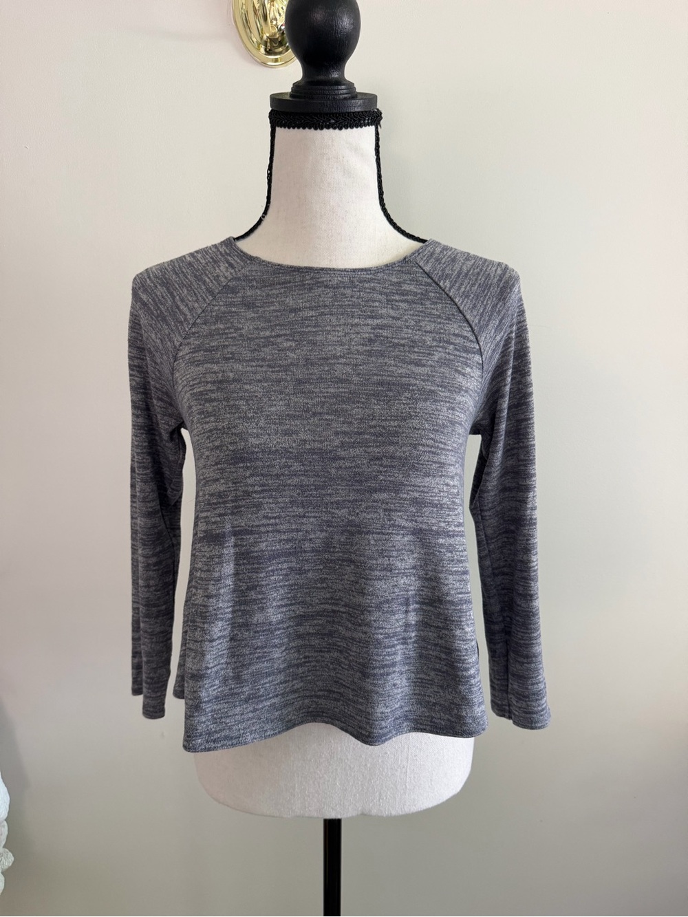 Wilfred Heathered Gray Long Sleeve Top
